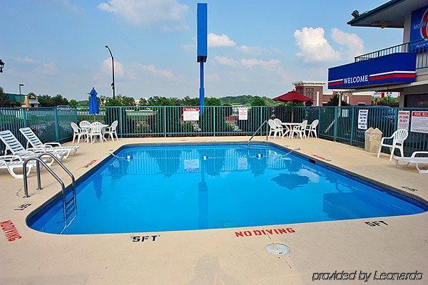 Super 7 Motel Coralville Extérieur photo